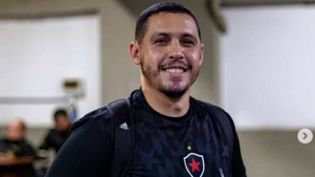 Allan Hebert deixa comunicação do Botafogo-PB e nega saída por salários atrasados