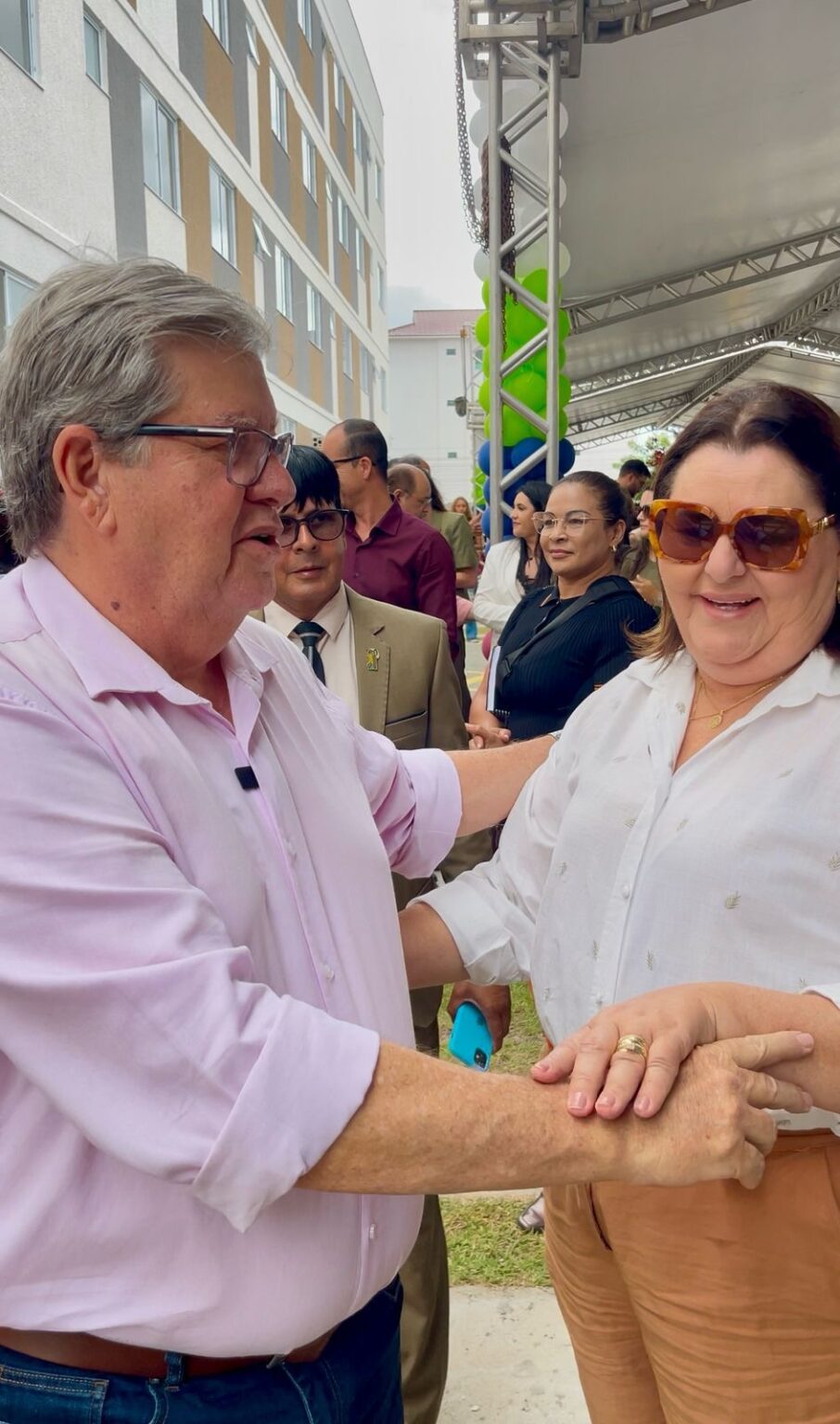 ”Sonhos realizados e vidas dignificadas”, diz Valéria Aragão sobre entrega de 144 apartamentos em Campina Grande