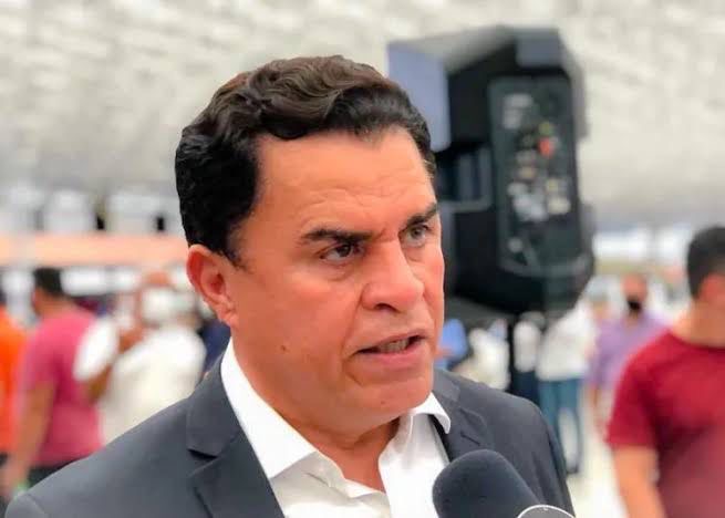 Wilson Santiago afirma que Adriano precisa ser ouvido nas decisões sobre 2026