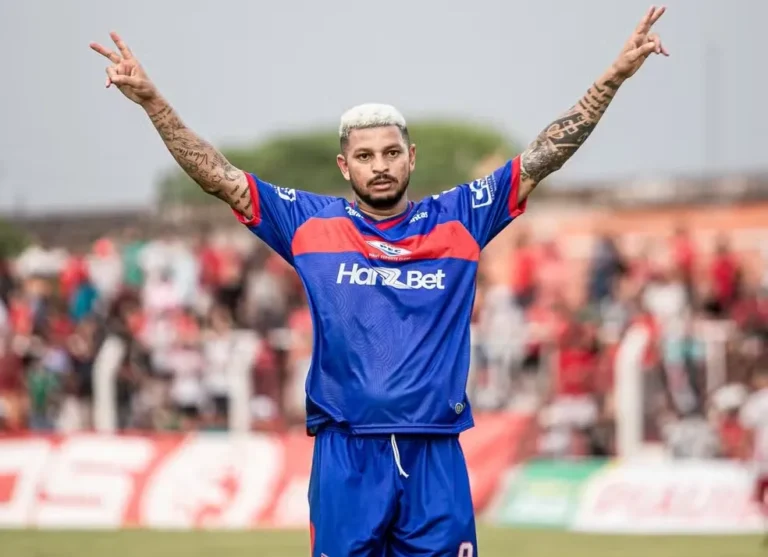 Atacante Felipe Alves, ex-Botafogo-PB, Treze e Campinense, é preso suspeito de estupro