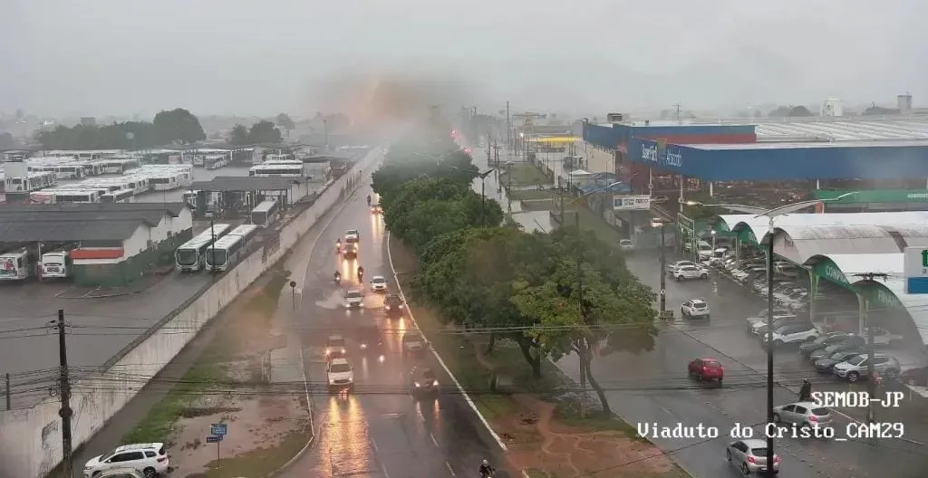 Paraíba segue com alerta de chuvas e ventos fortes nesta quarta-feira (5)