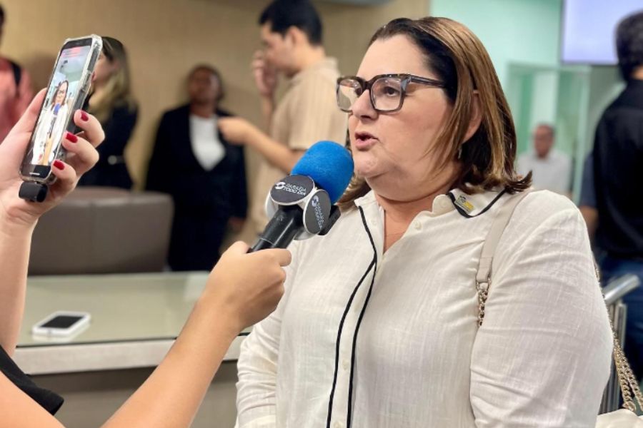 Valéria Aragão esclarece ausência em sessões da Câmara por razões de saúde