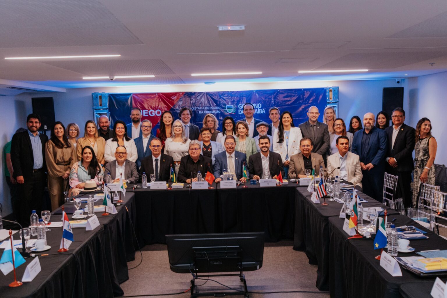 Durante reunião do Consed, Adriano destaca papel da Educação e cita ações da Paraíba