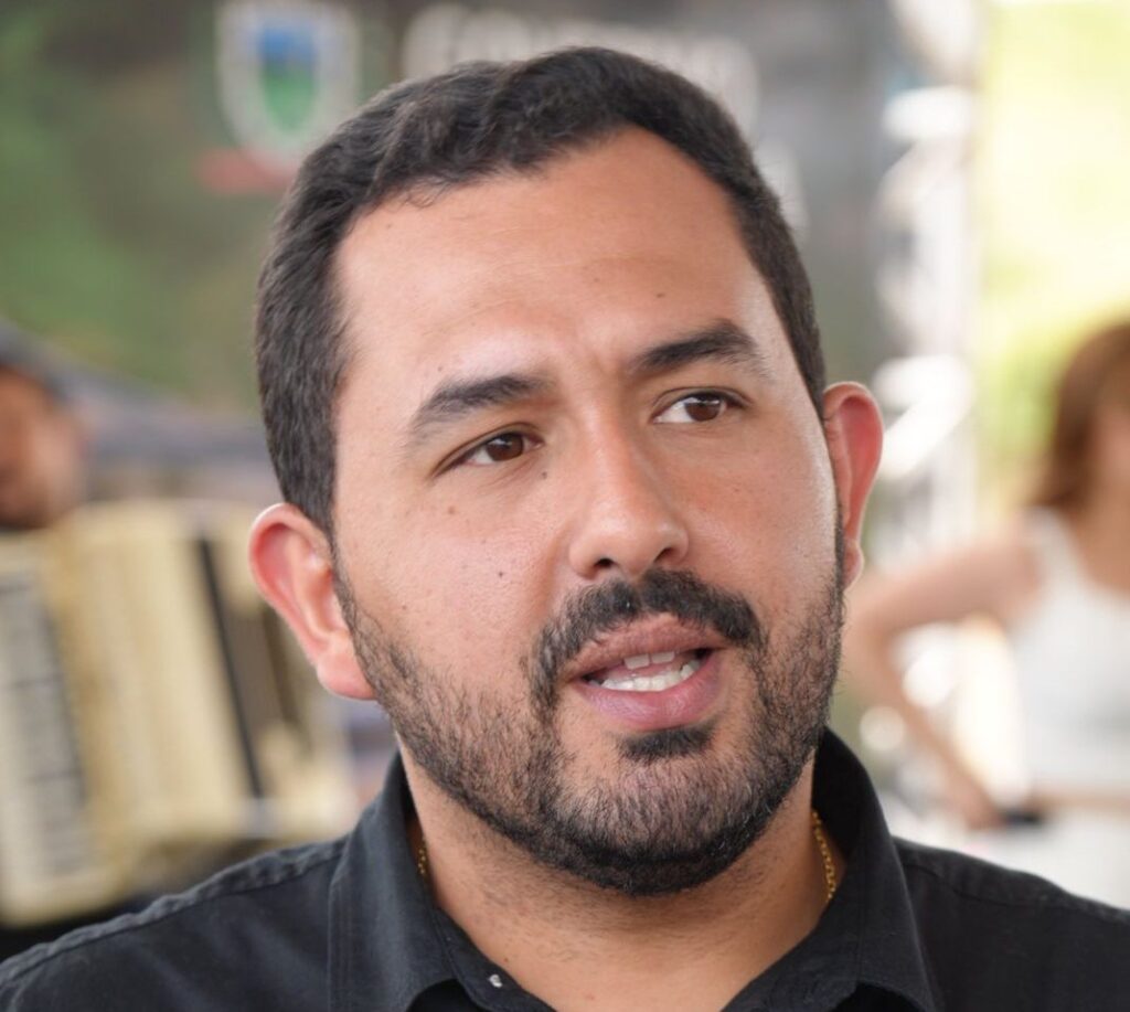 Felipe Coutinho tem contas de 2023 aprovadas por unanimidade e completa sete anos seguidos com aprovação no TCE