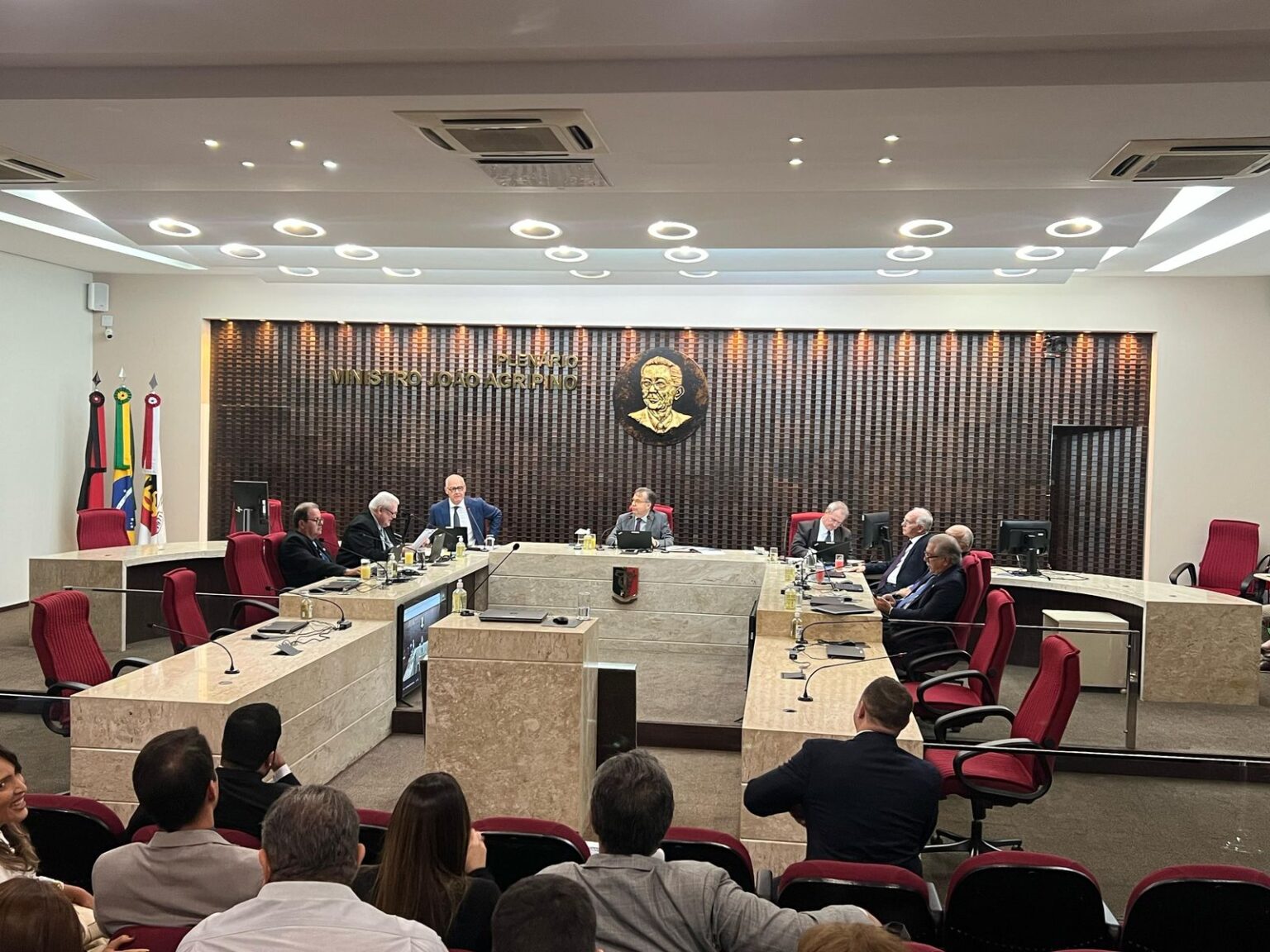 TCE-PB aprova por unanimidade Alanna Galdino como conselheira