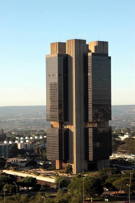 Banco Central aumenta juros para 14,75%, maior valor desde 2006