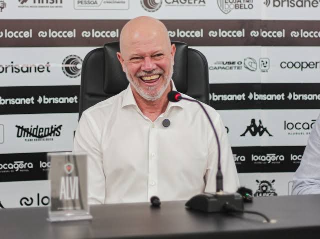 Antônio Carlos Zago deixa o comando do Botafogo-PB após sequência negativa