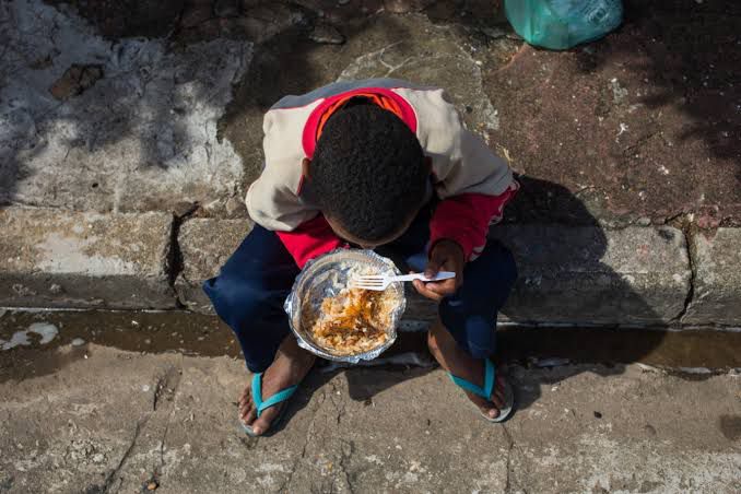 Crianças são alugadas para pedir esmolas em João Pessoa, denuncia juiz da Infância