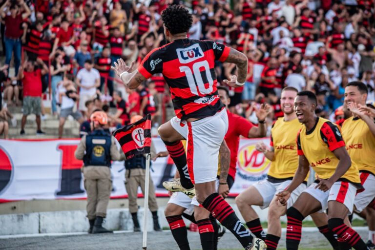 Campinense atropela o Belo com primeiro tempo avassalador e vence clássico por 4 a 1