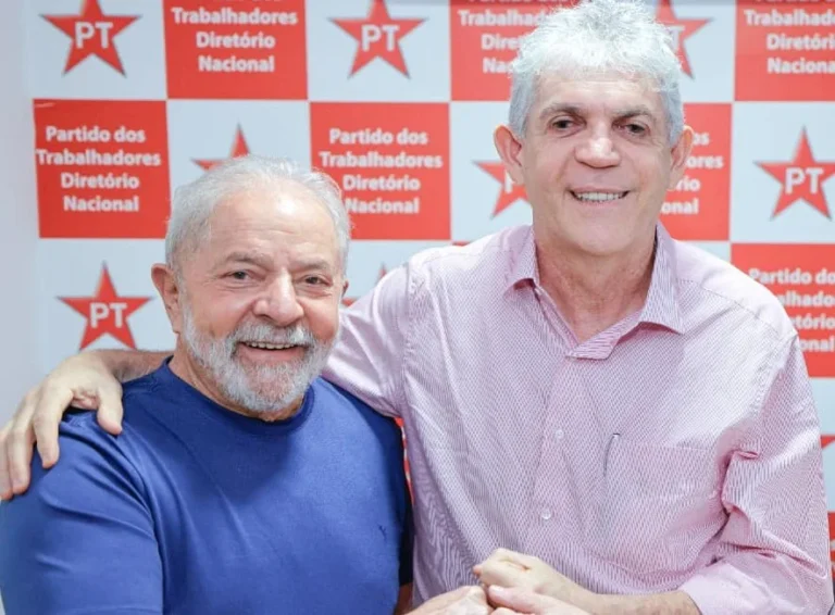 Ricardo Coutinho volta a criticar apoio do PT a Lucas Ribeiro e reforça aliança com Veneziano