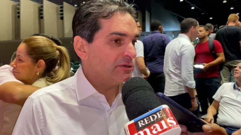 Murilo Galdino defende definição de vice de Lucas Ribeiro até junho e cita Adriano para chapa