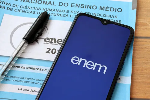 Último dia: estudantes têm até hoje para se inscrever no Enem 2026