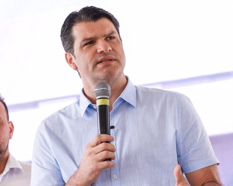 Léo Bezerra admite votar apenas em Veneziano e dispara: “PSB virou problema”